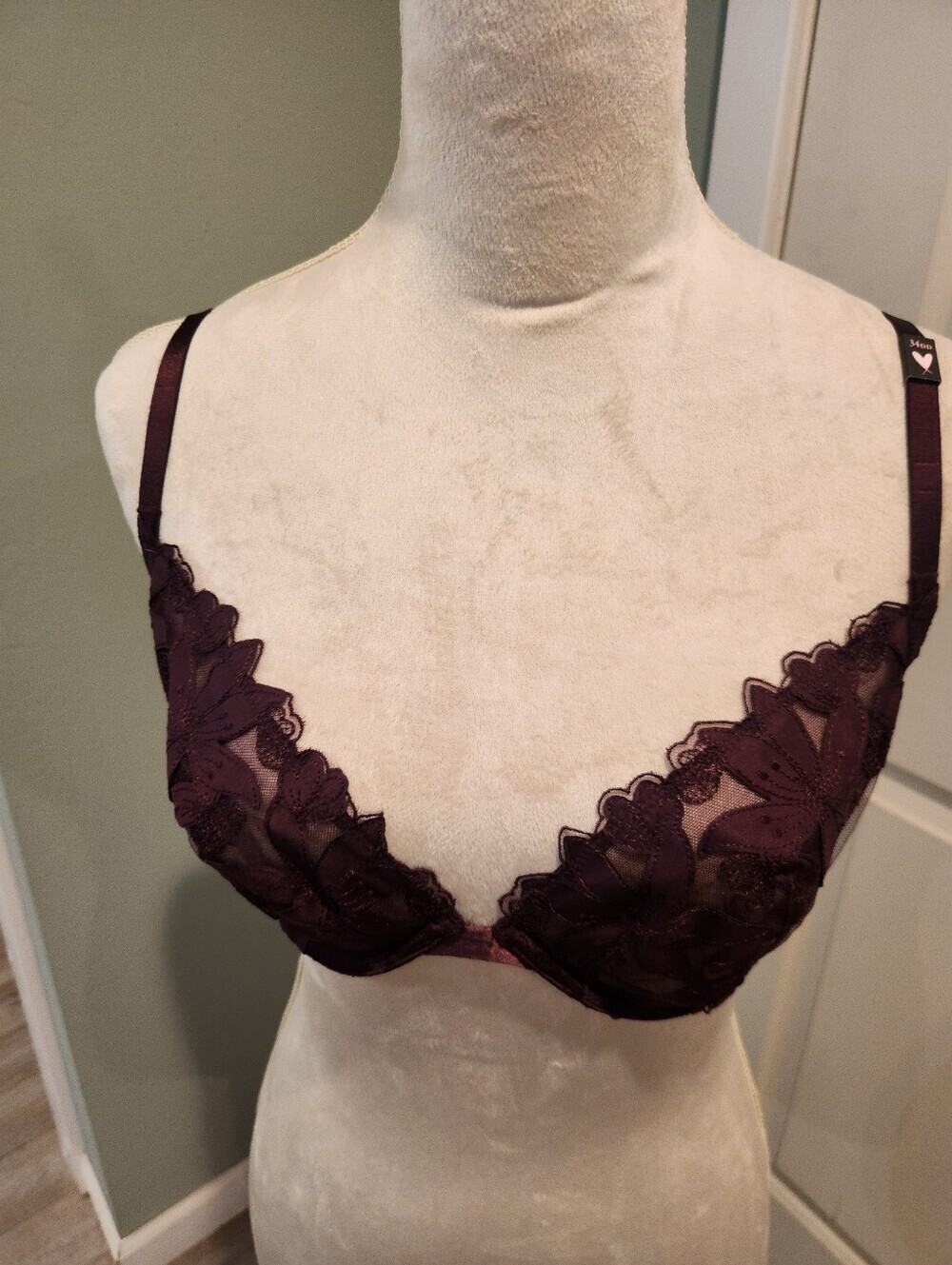 NWT Victoria's Secret Bra